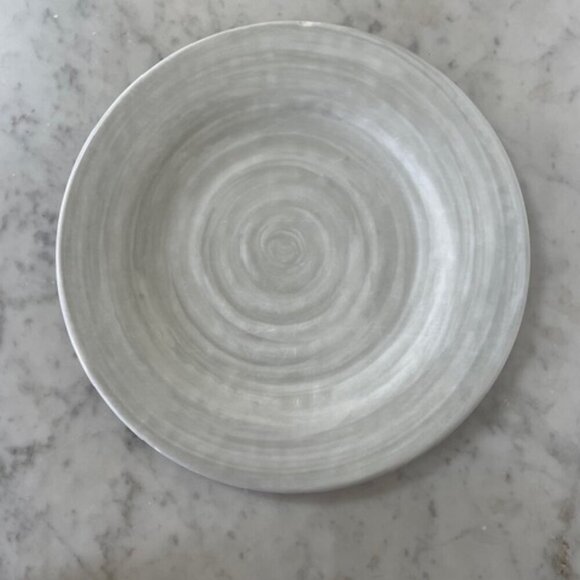 TOMMY BAHAMA Gray Swirl Melamine Dinner Plates (2) - Picture 6 of 11